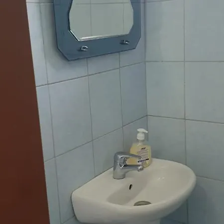 White Oasis * Εξαμίλιο